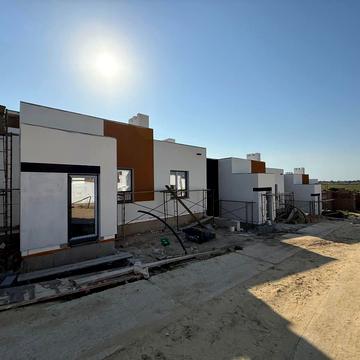 Новодвірська вул.