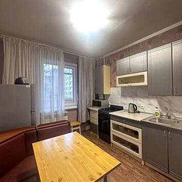 Тростянецька вул., 6-Ж