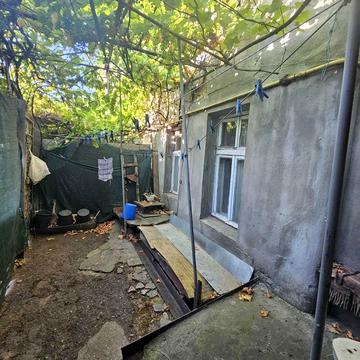 Колонтаївська вул., 65