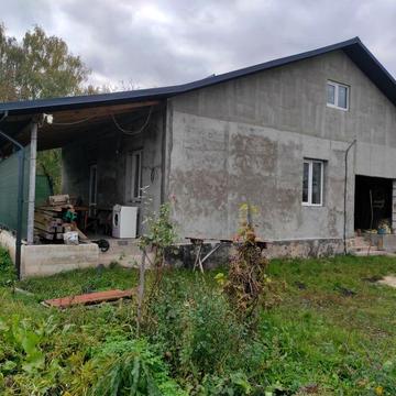 Будинок в стані ремонту