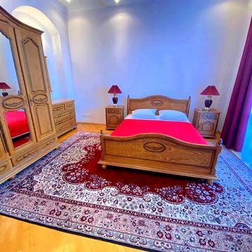 Антоновича вул. (Горького), 4/6