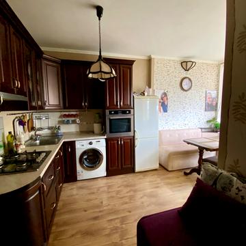 Виставкова, 10