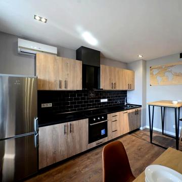 Голосіївський просп. (40-річчя Жовтня), 95