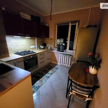 Довгострокова оренда 2к Квартира Шухевича Романа вулиця