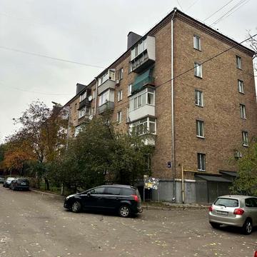 Віктора Ярмоли вул., 38