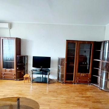 Бориса Гмирі вул., 1/2