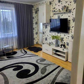 м. Нововолинськ Продається світла і тепла 2-х кімнатна квартира