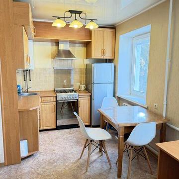 Сдам свою 2-х студию ул.Тобольская, 47A