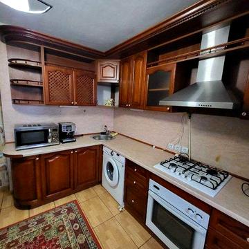 Здам 2-кімнатну квартиру в центрі міста А/О новобудова.