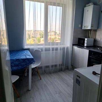 Центр 1 кімнатна. Власник