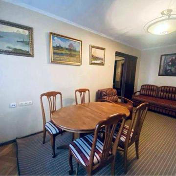 Здам 3-к квартиру Олени Теліги