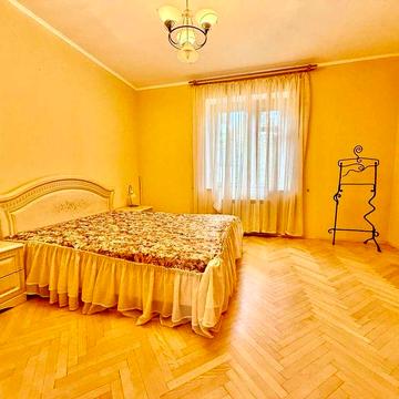 Оренда будинку у Брюховичах