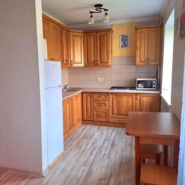 2к кв з ремонтом, Безручка, метро Нивки, Берестейська