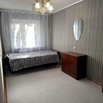 Героїв Крут вул. (Валентини Терешкової), 38