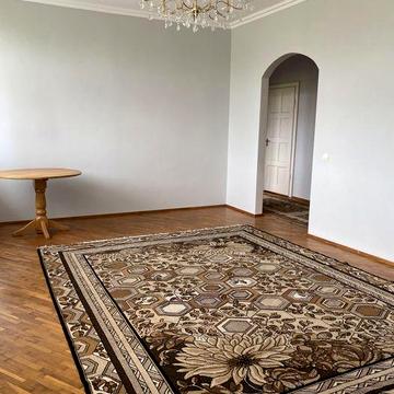 Трьохкімнатна (по документах 4) квартира. ПРОДАЖ. Оренди нема