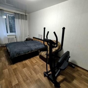 Олекси Сокола вул., 81