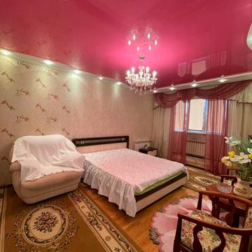 Героїв просп., 4