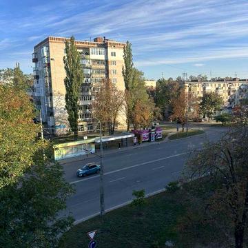 Продаж 2 кімнатноі квартири в Центрі