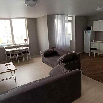 Здам в оренду 4-кімн квартиру / вул. Симоненка 111