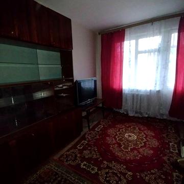 Однокімнатна квартира по вулиці Маріупольська 33б на другому поверсі