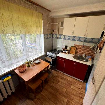 ОРЕНДА 2-кімнатної квартири з роздільними кімнатами вул. Мілютенка, 12