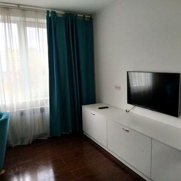 Жуковського просп., 5