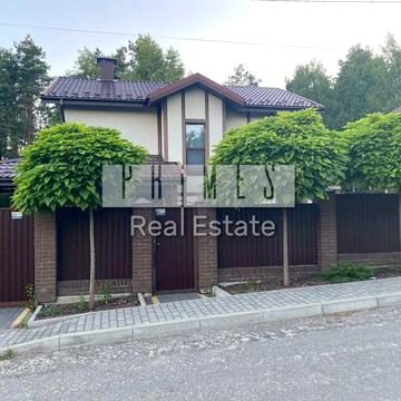 Вишнева вул.