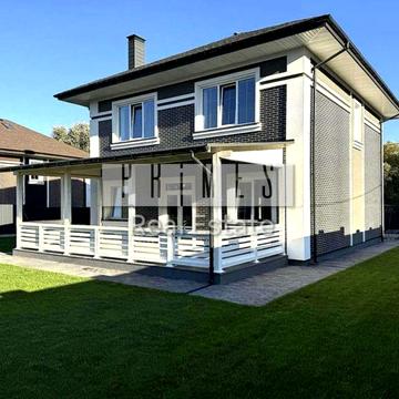 Вишнева вул.