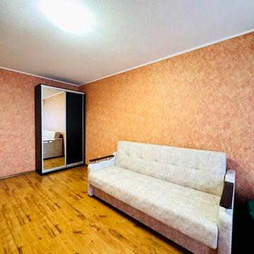 Анни Ахматової 3, Позняки, Осокорки