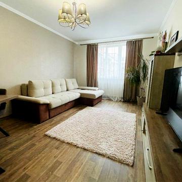 Трикімнатна квартира з якісним ремонтом, вул.Княгині Ольги