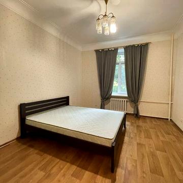 Оренда 2-к вул. Ділова 6 (сталінка) м. Олімпійська 5 хв! Палац Спорту