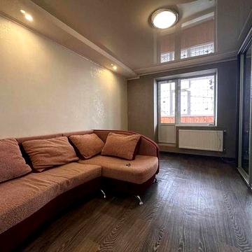 Оренда 1-кімнатної в центрі а/о 1 поверх