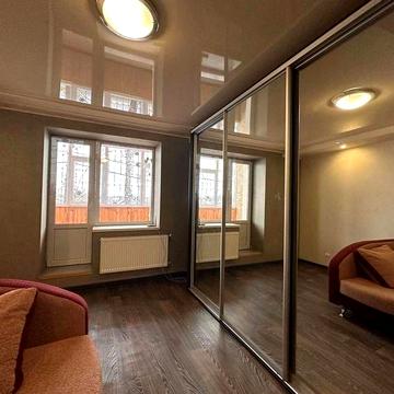 Оренда 1-кімнатної в центрі а/о 1 поверх