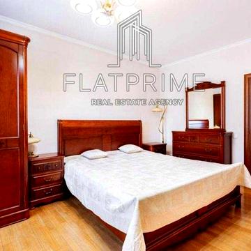 Без% / Ахматової 45 / 8 поверх / 3 кімнати / видова