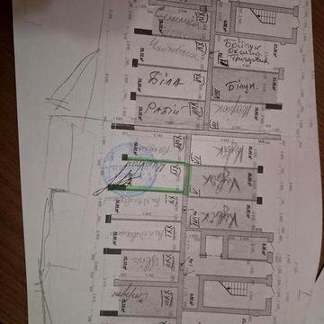 Гараж Жк Княгинин 26 секція. Центр.