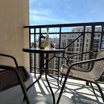 Квартира довгостроково.  Від власника) без комісії!! До лета