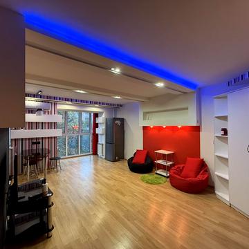 Борщагівська вул., 143