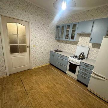 "ВЛАСНИК" Продам або обміняю 2к Милославська 35