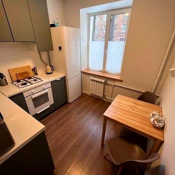 Продам 2к квартиру с ремонтом в Центре