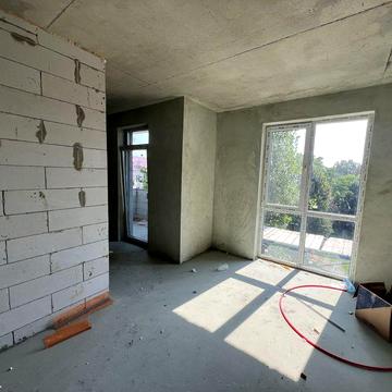 Продаж однокімнатноі неподалік центру