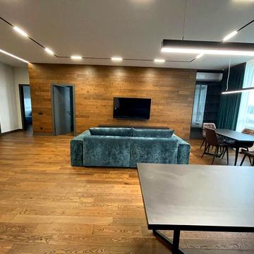 Жилянська вул., 68