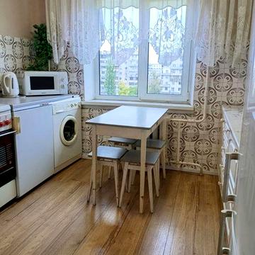 Здам 1-кімнатну квартиру на Оболоні біля метро (пр. Оболонський 10)