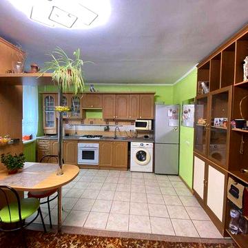 2-кімнатна квартира з ремонторм по вул. Л. Лук`яненка, Є- Відновлення!