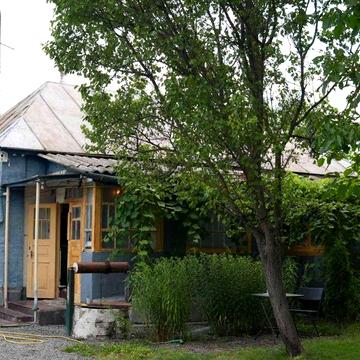 Продається теплий та затишний будинок  в с. Артемівка!