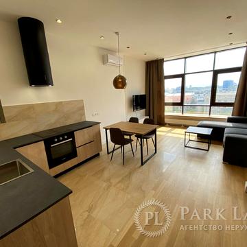 Богдана Хмельницького вул., 58-А