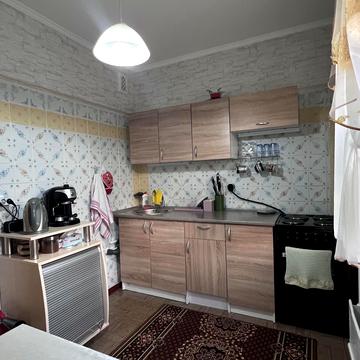 Срібнокільська вул., 14