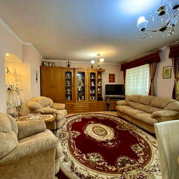 Продаж 3к Квартира Гайдамацька (Струтинської) вулиця