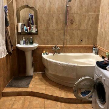 Центр. Здається 2-х кімнатна квартира