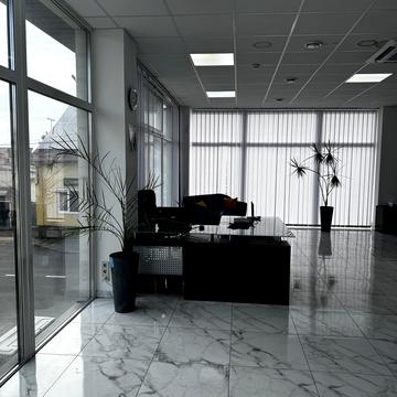 Миру вул., 55