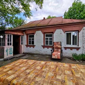 Продам дом Мироновский район с. Липовый Рог